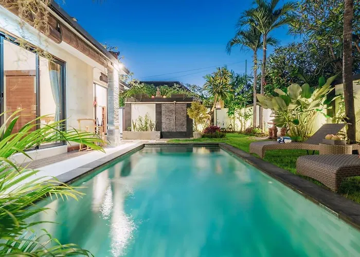 Chintana - 9 Min To Beach, Peaceful Villa With Tropical Vibe